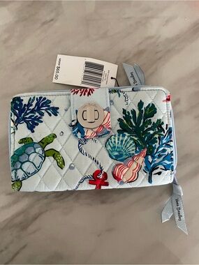 Vera Bradley Light Blue Quilted Sea Turtle Zip Wallet